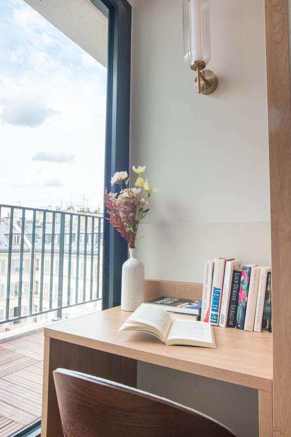Opera - One Bedroom Balcony