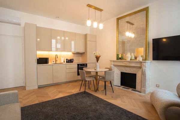 Madeleine Opéra - Excellent One Bedroom in Paris