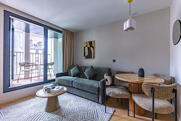 Opera - One Bedroom Balcony