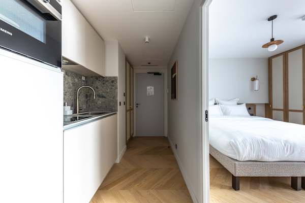 Opera - One Bedroom Balcony