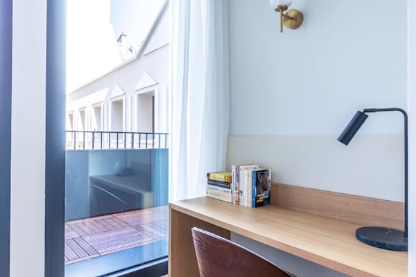 Opera - One Bedroom Balcony