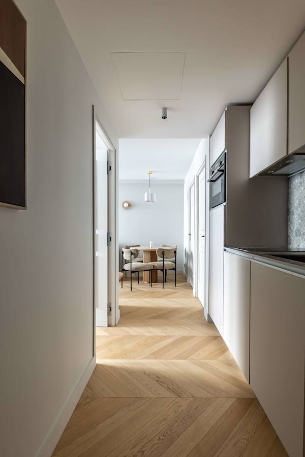 Opera - One Bedroom Balcony