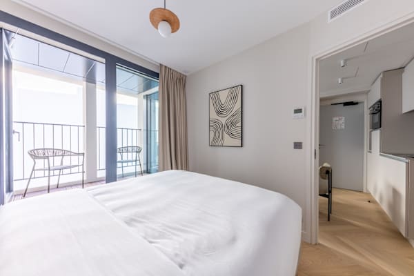 Opera - One Bedroom Balcony