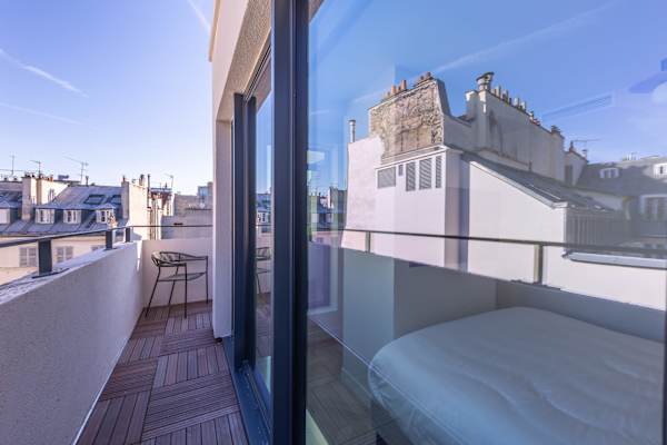 Opera - One Bedroom Balcony