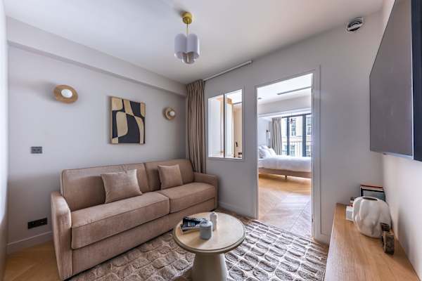 Opera - One bedroom apt. with balcony in Paris 