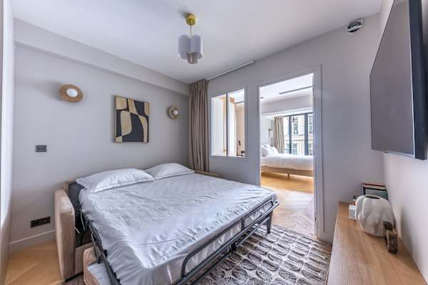 Opera - One bedroom apt. with balcony in Paris 