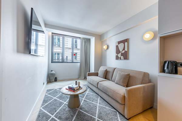 Opera - One Bedroom in Paris