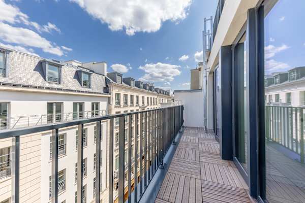 Opera - One Bedroom Balcony
