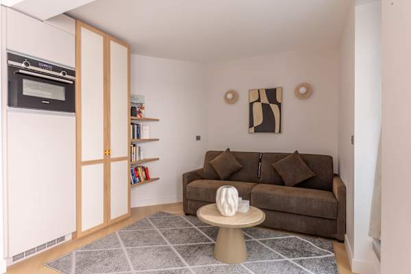 Opera - One Bedroom Balcony