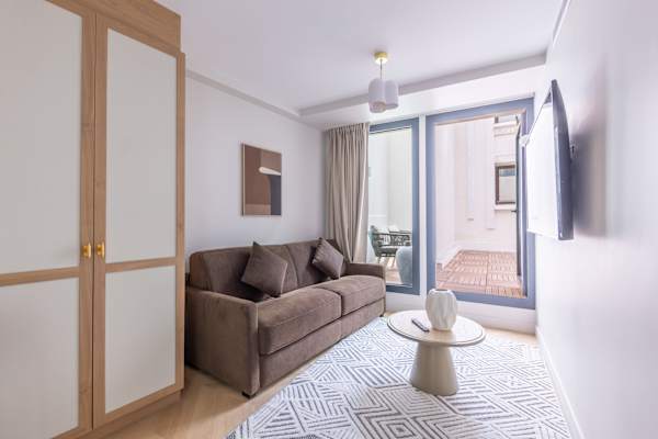 Opera - One Bedroom Terrace