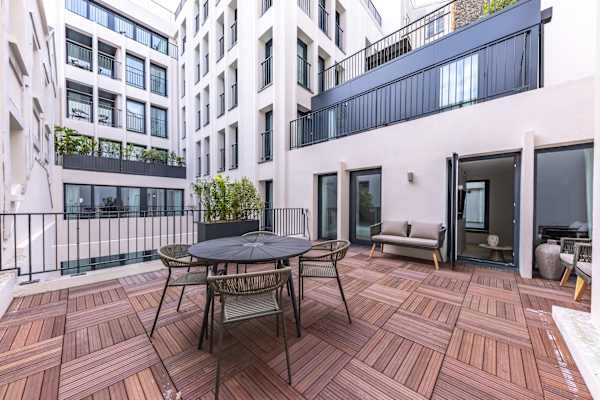 Opera - One Bedroom Terrace