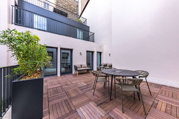 Opera - One Bedroom Terrace