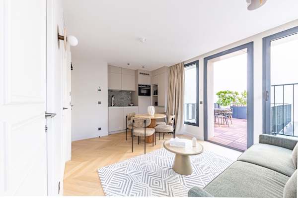 Opera - One Bedroom Terrace