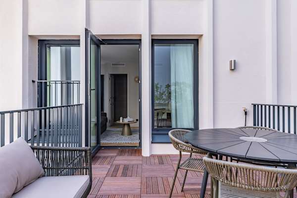 Opera - One Bedroom Terrace