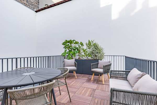 Opera - One Bedroom Terrace