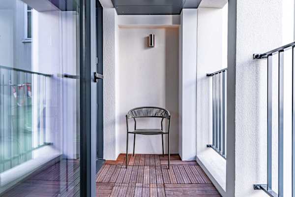 Opera - 2 Bedroom / 2 living rooms Balcony apart.