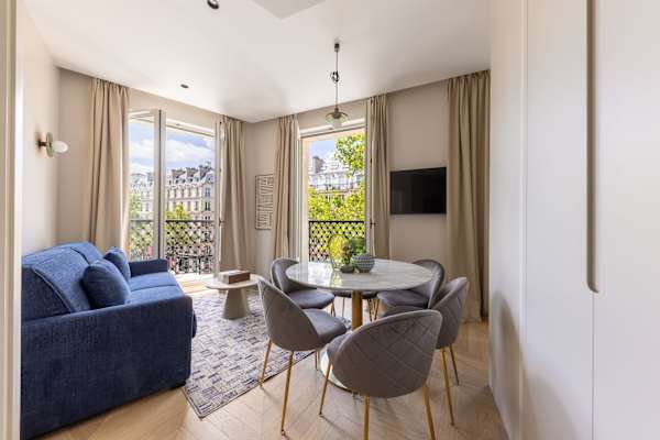 Marais - 2 Bedrooms in Paris