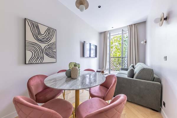 Marais - 2 Bedrooms in Paris