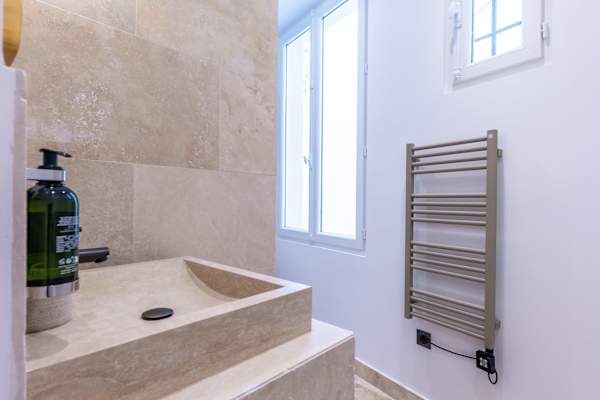 Marais - 2 Bedrooms in Paris