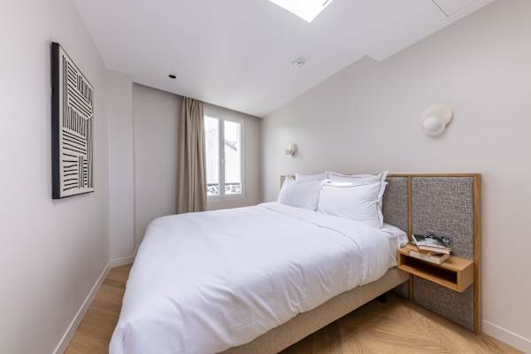 Marais - 2 Bedrooms in Paris