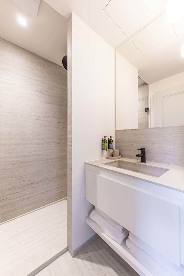 Opera - Two Bedroom Balcony
