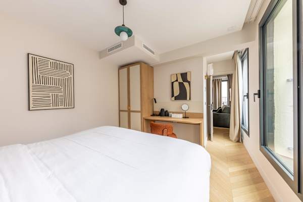 Opera - Two Bedroom Balcony