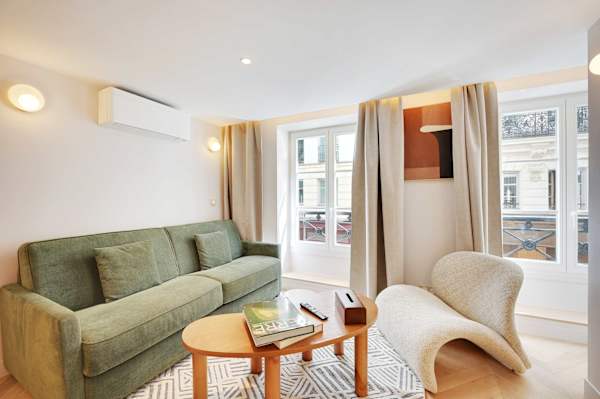 Madeleine Opéra - Fabulous Two Bedroom in Paris