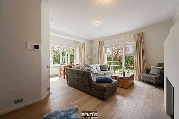 Kosea - charming home with large garden Koksijde
