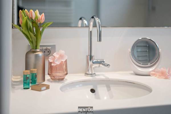 Kosea - charming home with large garden Koksijde