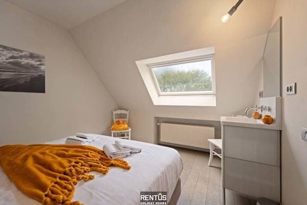 Kosea - charming home with large garden Koksijde