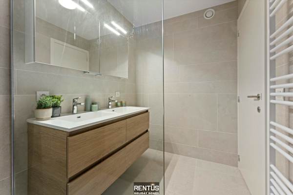 Harbour Feeling-luxury apartment at Ostend marina