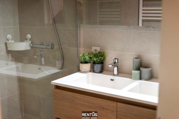 Harbour Feeling-luxury apartment at Ostend marina