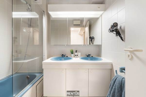 Casa Tranquillo-apartment by the beach in Westende
