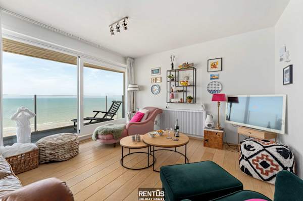 Penthouse Soleilla - with sea view in Westende