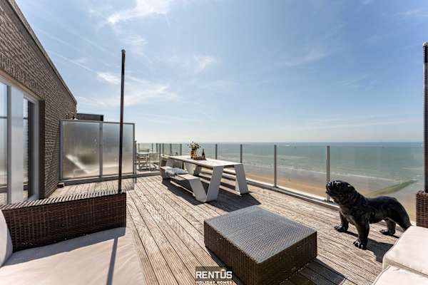 Penthouse Soleilla - with sea view in Westende
