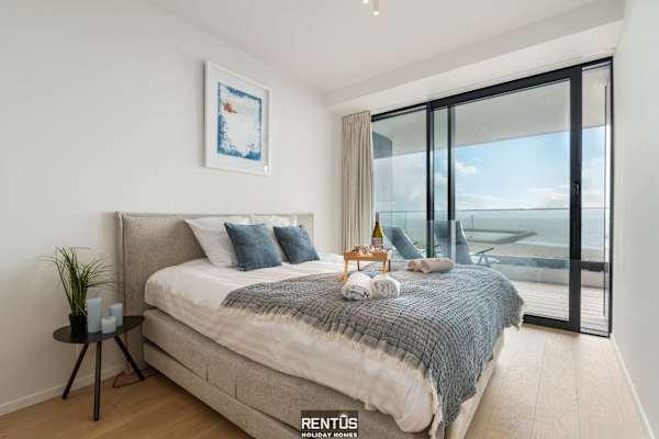 Lange Nelle Seaview-unique lighthouse & sea views