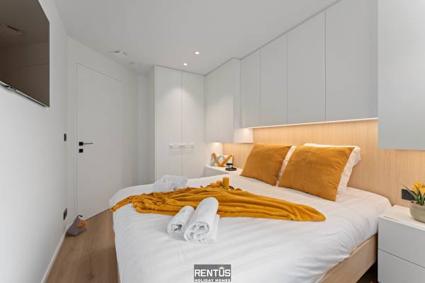 Newport 2 - luxury apartment near the sea