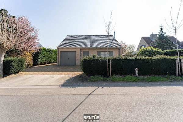 Villa T’Uzetje – villa with pool in Oostduinkerke