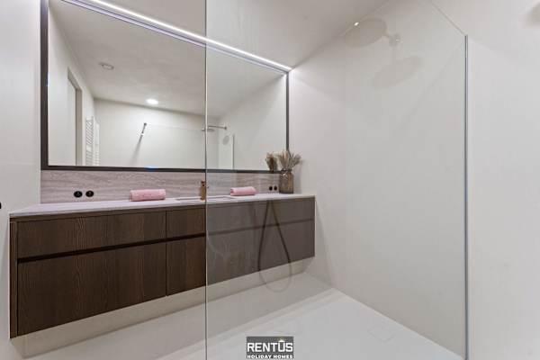 La Vie En Mer - beautifully decorated apartment