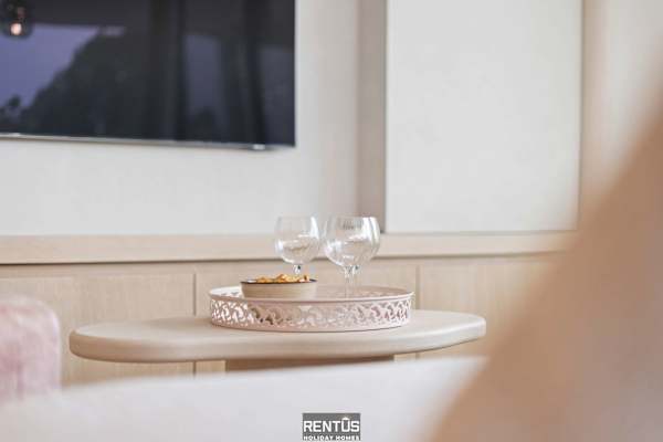 La Vie En Mer - beautifully decorated apartment