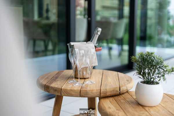 La Vie En Mer - beautifully decorated apartment