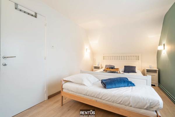 Villa De Mus-villa w/ enclosed garden for 9 guests