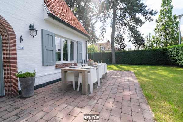 Villa De Mus-villa w/ enclosed garden for 9 guests