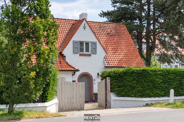 Villa De Mus-villa w/ enclosed garden for 9 guests