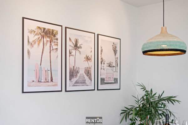 Beach Break - family friendly apartment by the sea