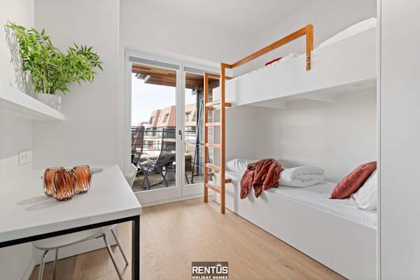 Beach Break - family friendly apartment by the sea
