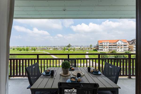 Seange - with beautiful view and many facilities