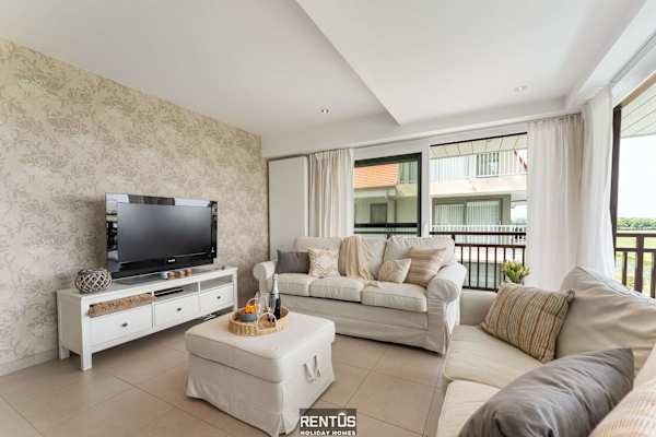 Seange - with beautiful view and many facilities