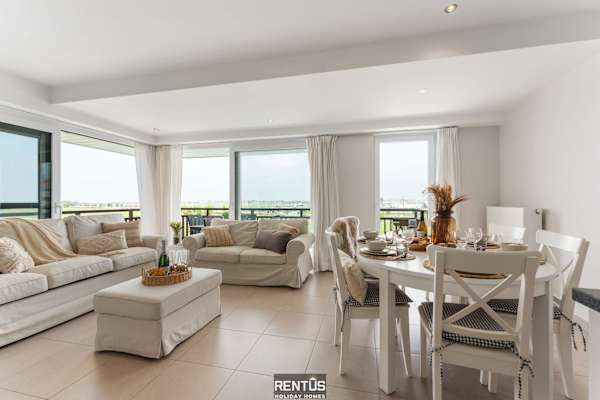 Seange - with beautiful view and many facilities