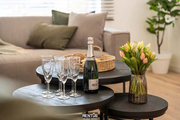 Casa Diva – renovated house for 12 in Blankenberge